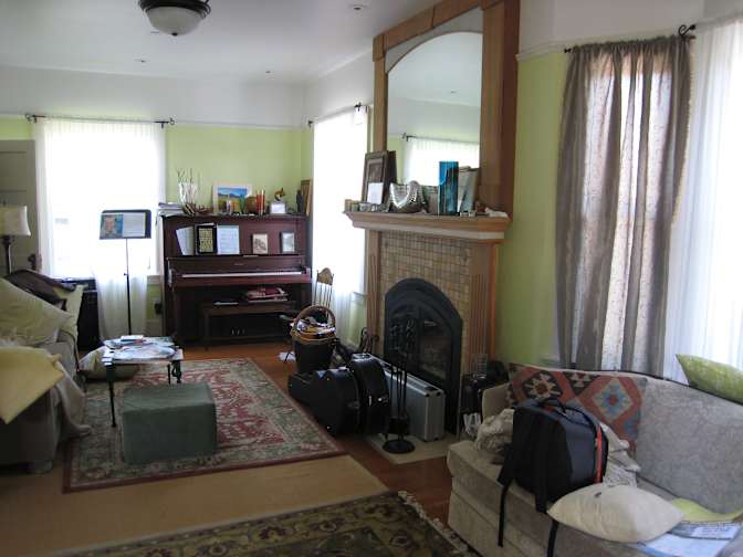 Valeria's room