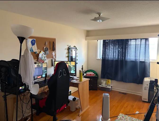 Jo's room