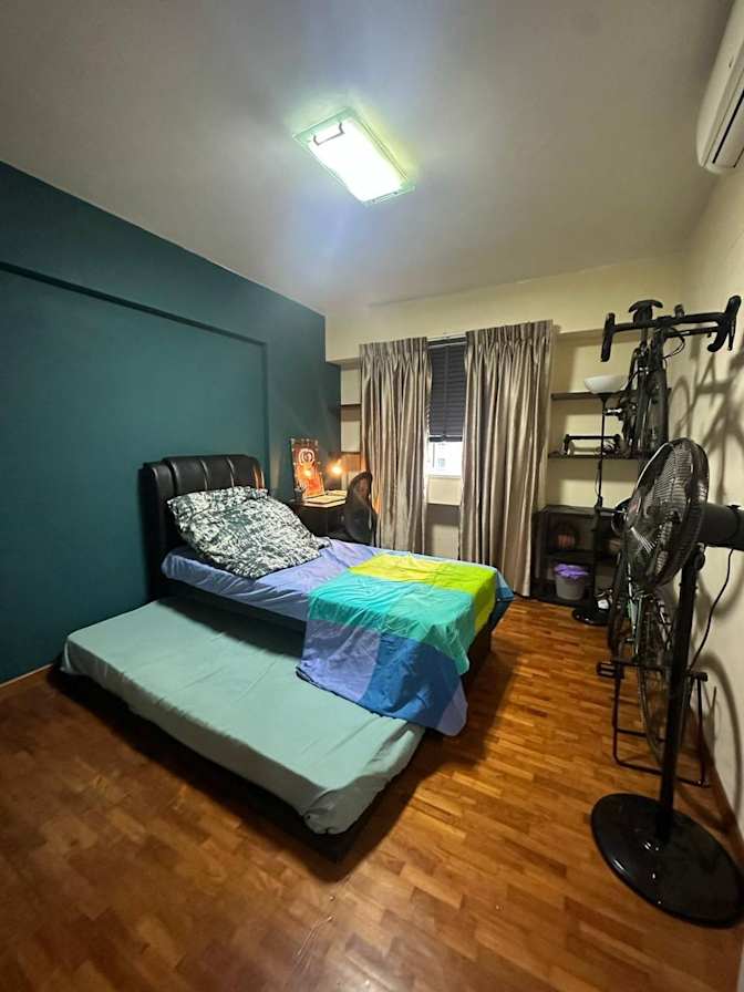 Sharysse's room