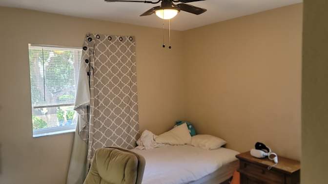 Cled Oakley's room