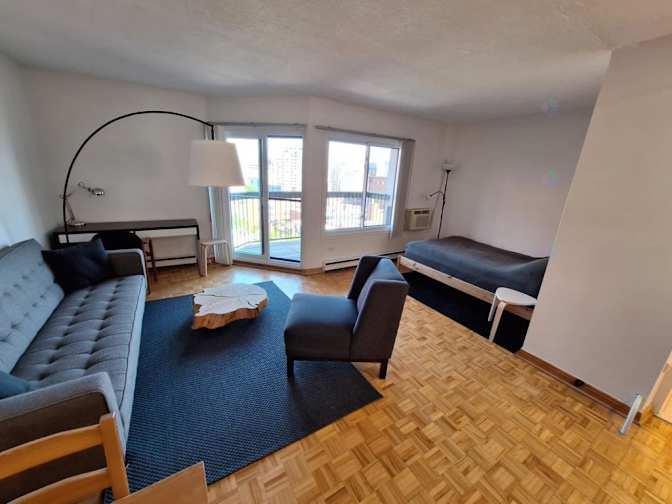 André's room