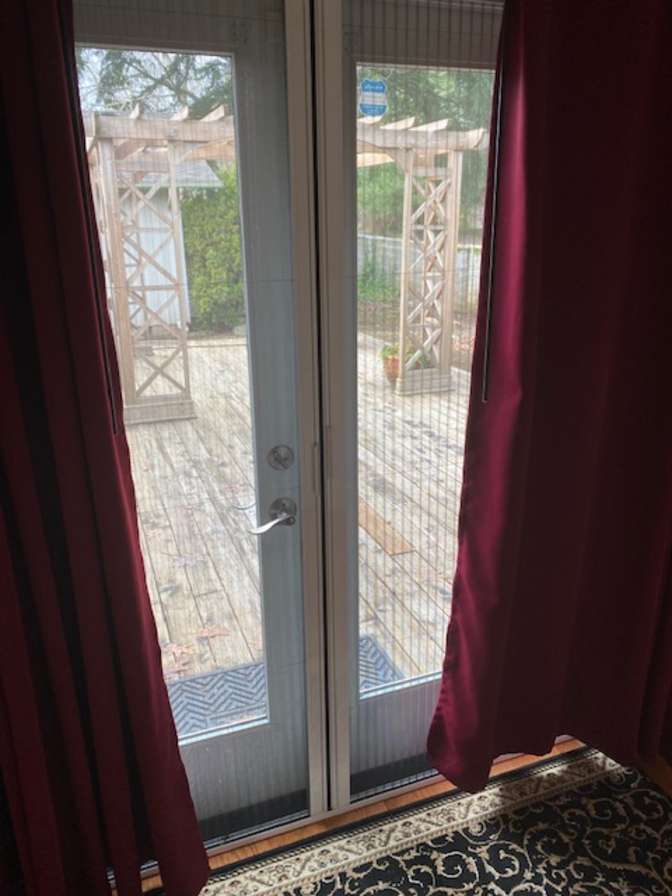 JAMES VOISIN's room