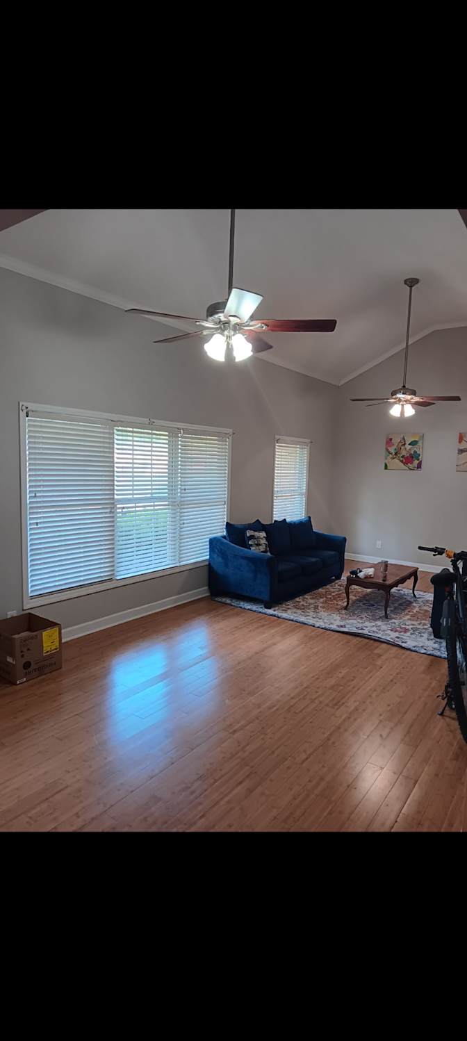 James Reynolds jr's room