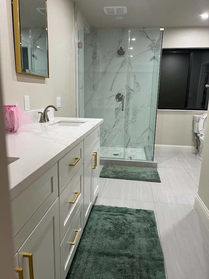 Maggie Liu's room