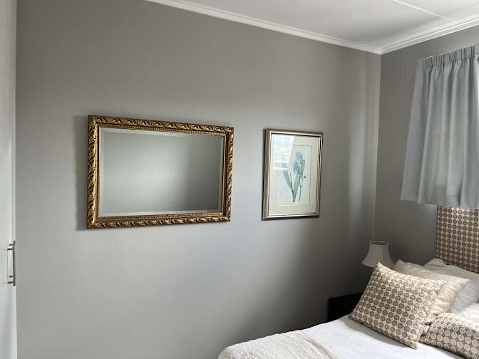 JAMES THOMPSON's room
