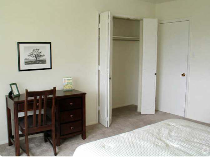 Georgia's room