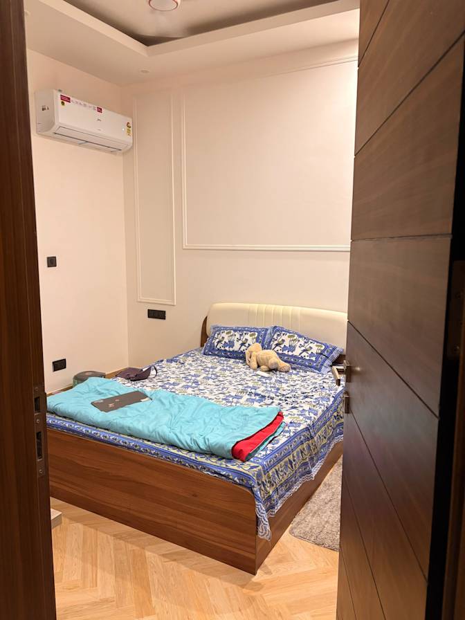 Neha Khurana's room