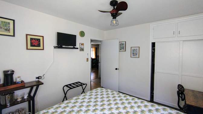 Colleen A Hanes's room