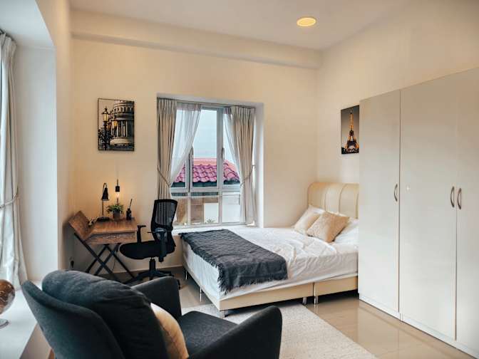 Nigel's room
