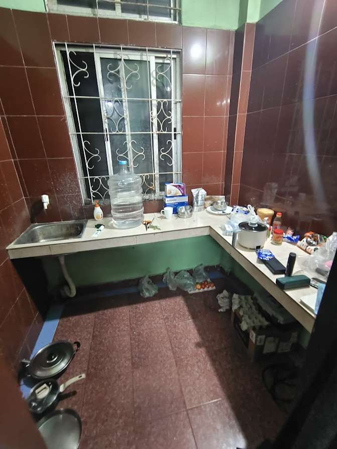 Kamal Sing's room
