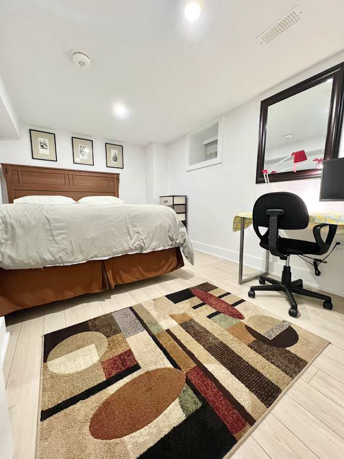Mark Kay's room
