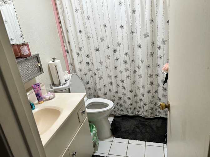 Arlette Medrano's room