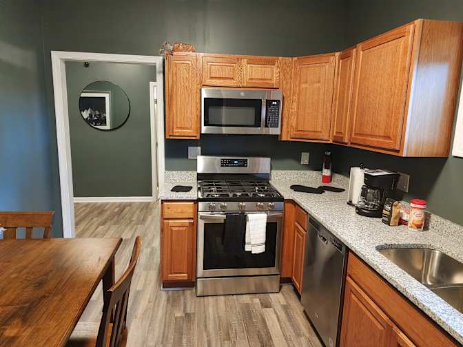 CL&C Property Management and Consulting's room