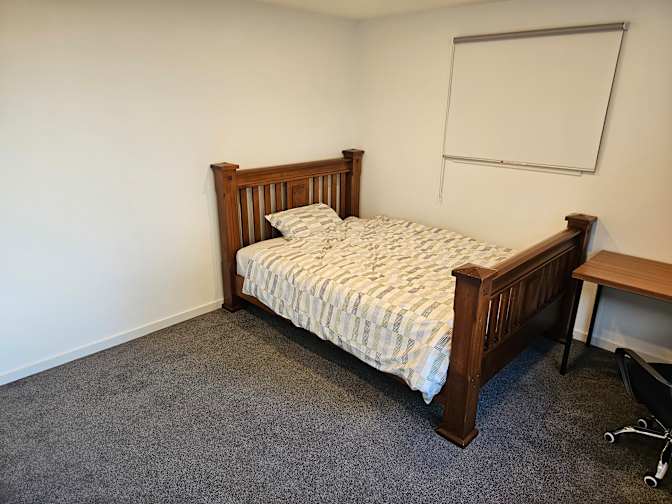 Han's room