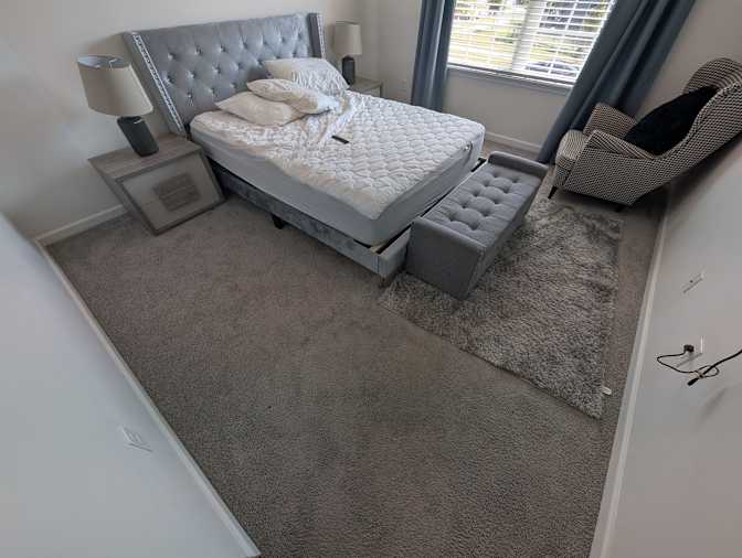 Alcove Rooms's room