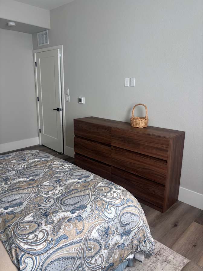 Andy Pon's room