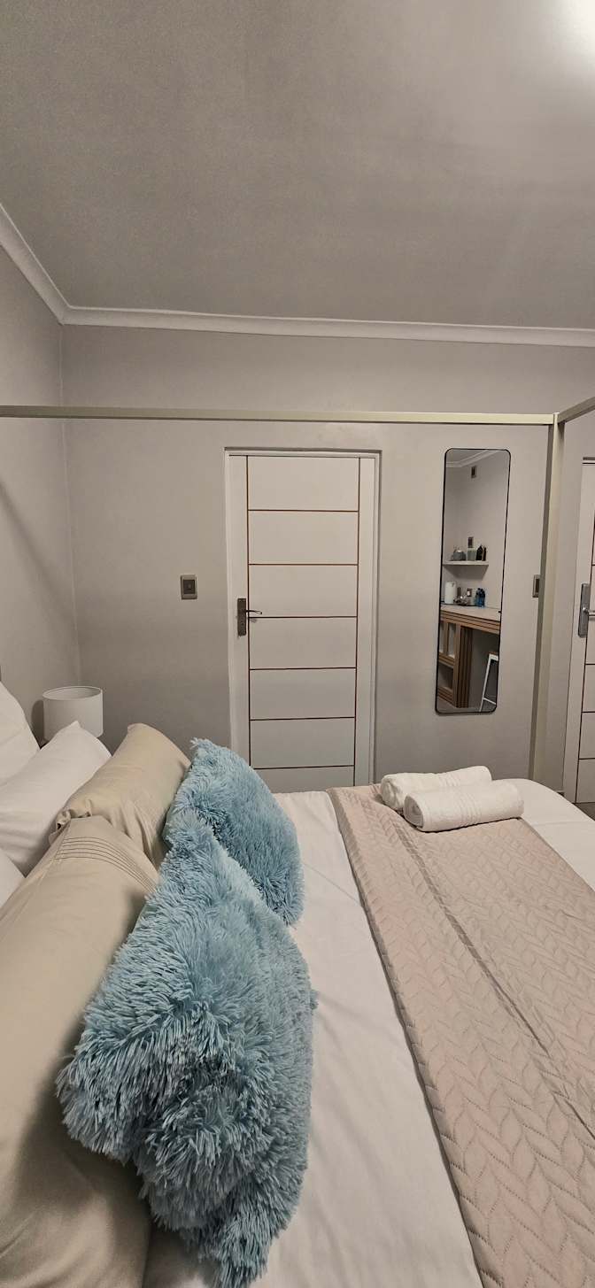 Donovan's room