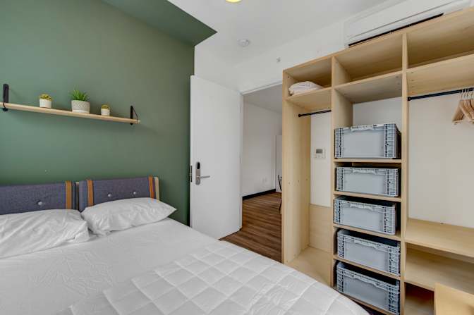 Liza's room