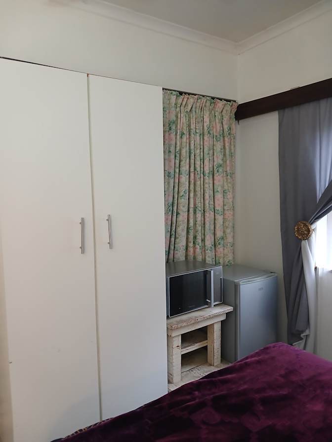 Robyn's room