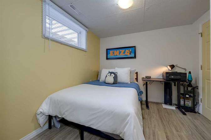 Shane Hastings's room