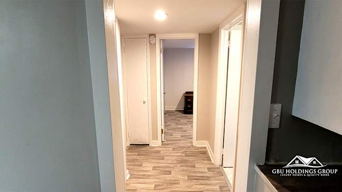 GBU Holdings Group's room