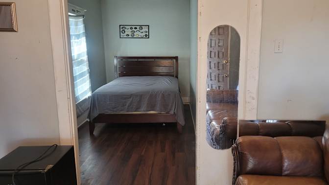 Deunta''s room