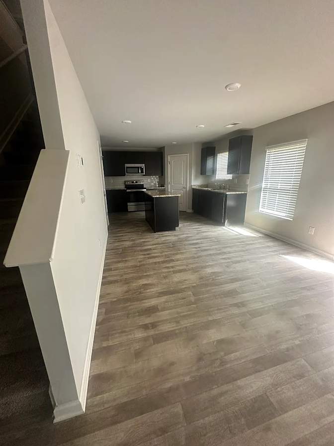 Alcove Rooms's room