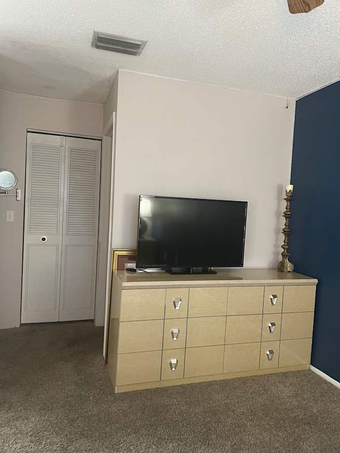 Mai's room