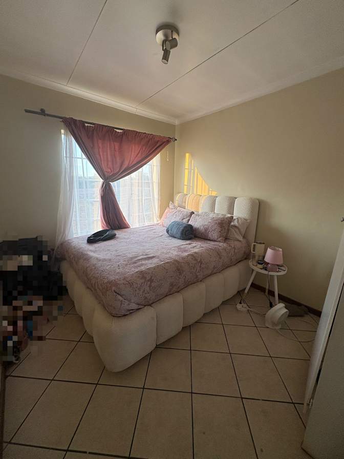 Phiwe's room