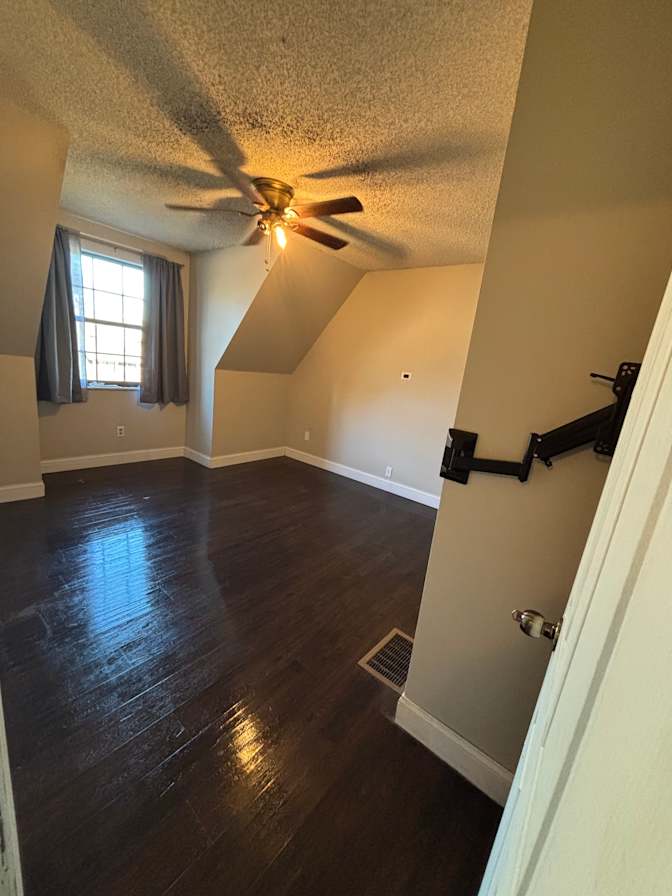 Curtis's room