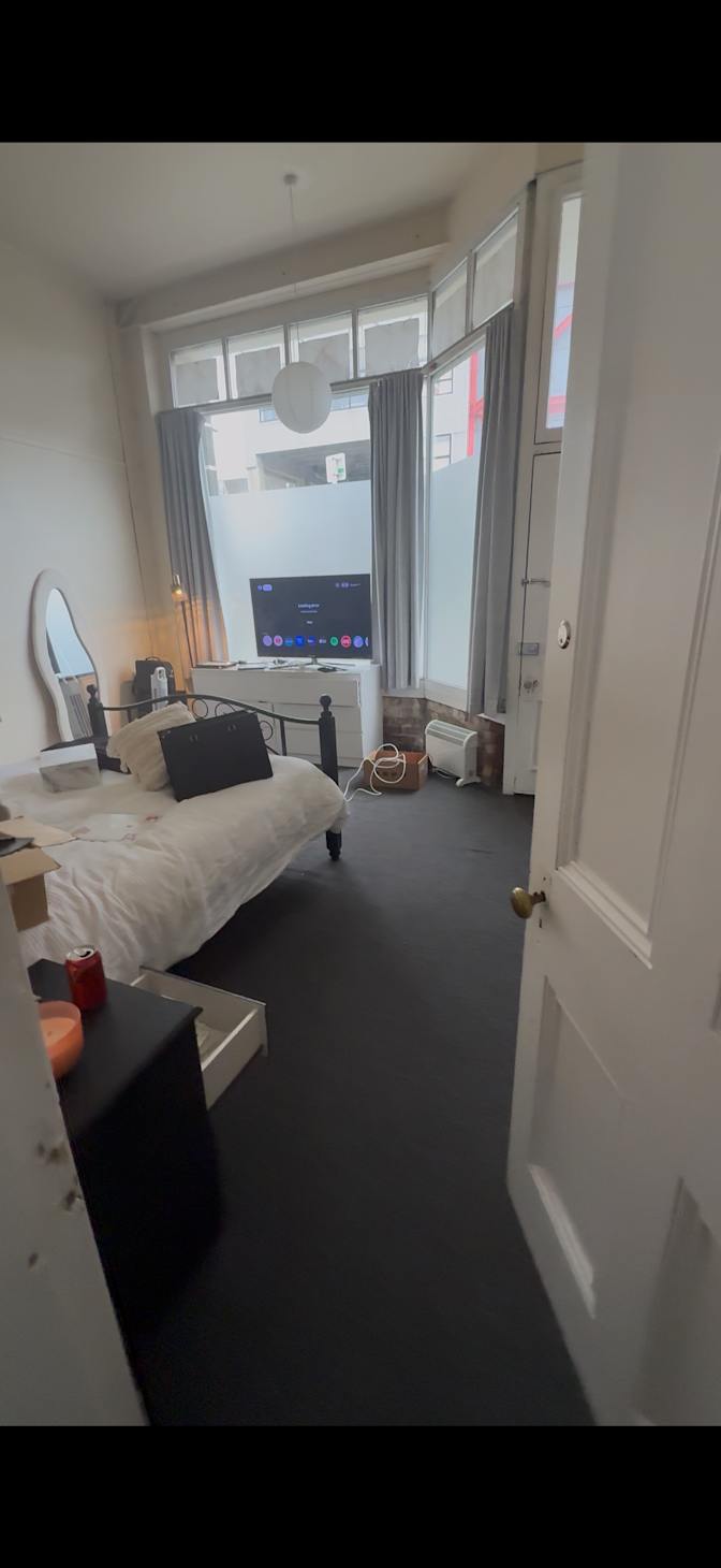 Donae's room