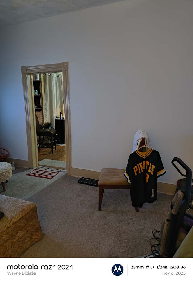 Wayne J Farrington's room