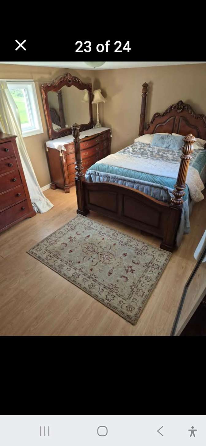 Tara's room