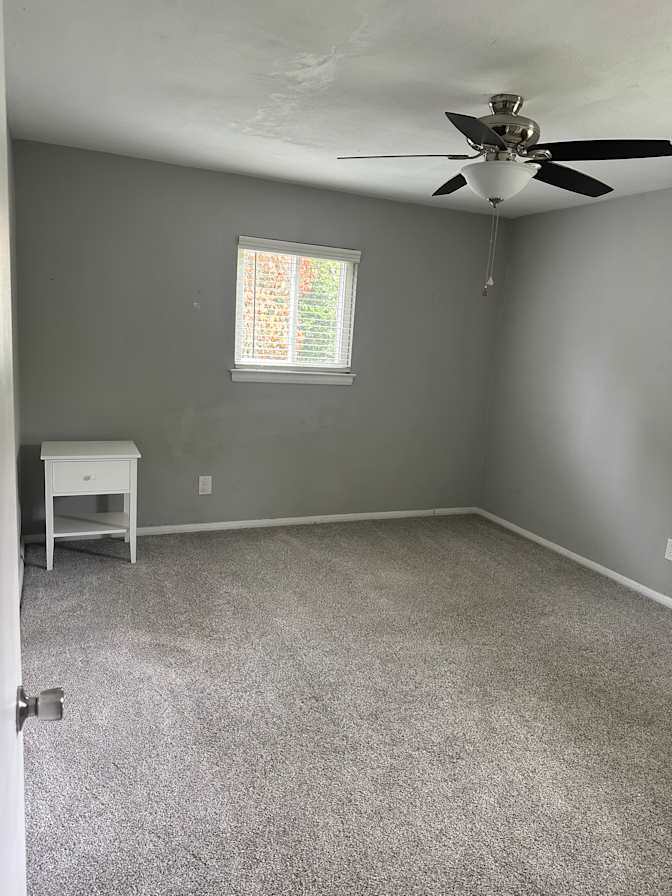 Anthony Yurkovich's room