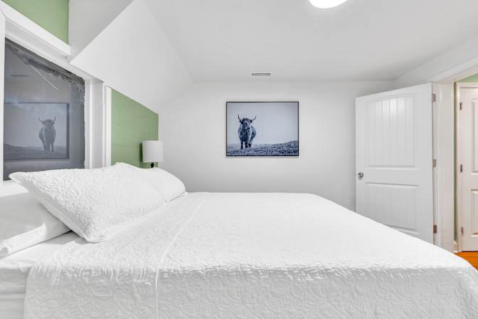 Lormensky Jean's room