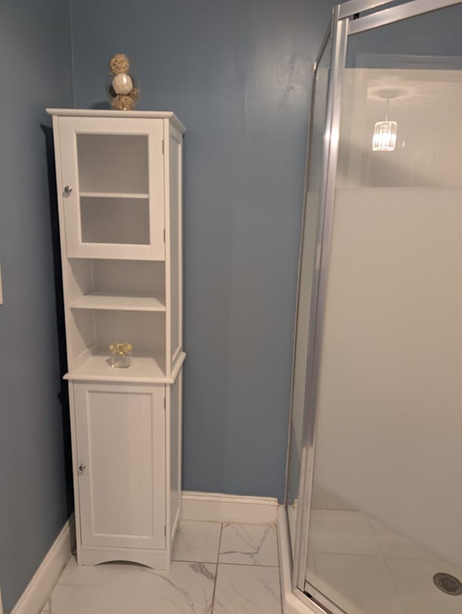 Alcove Rooms's room