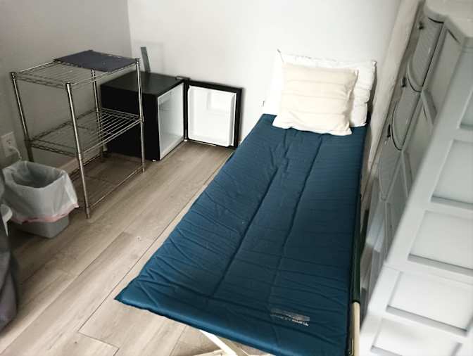 M's room