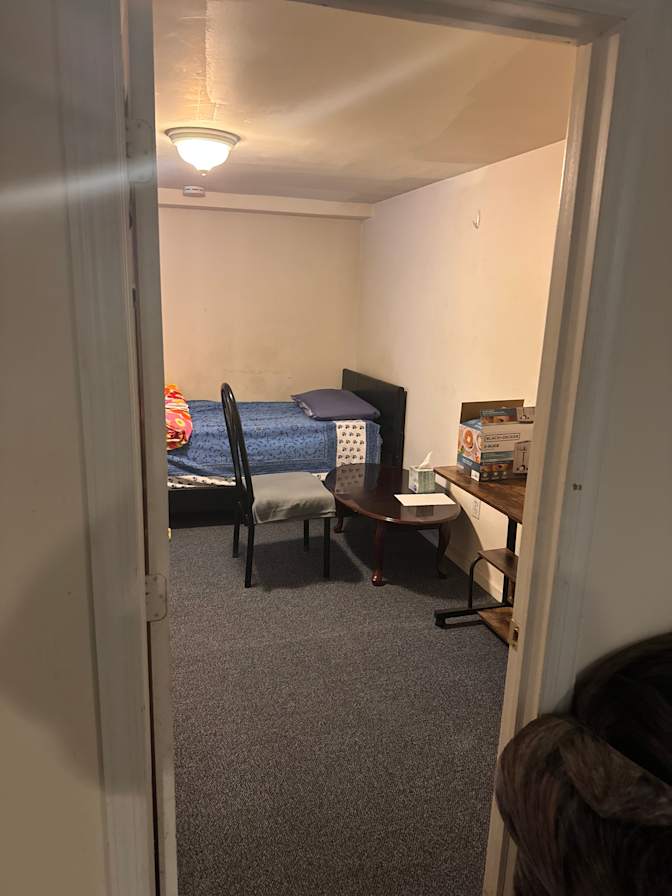 Nik's room