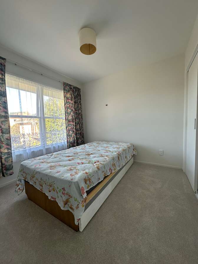Felix's room