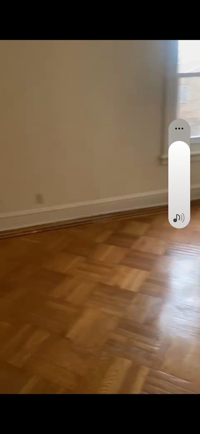 moise richardson's room