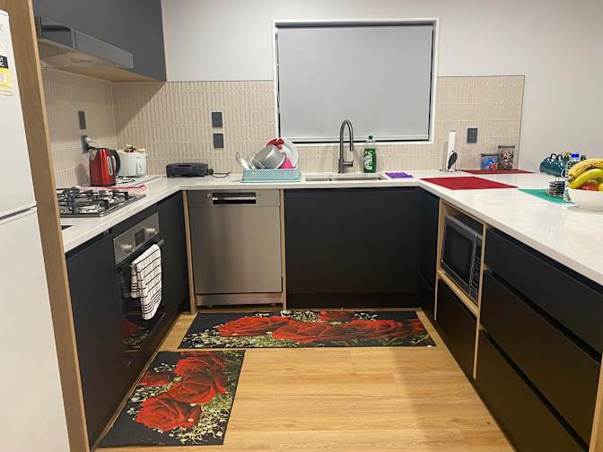 Saleshni Lata's room