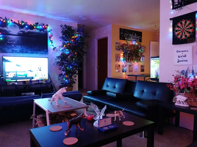 Armando Vargas's room