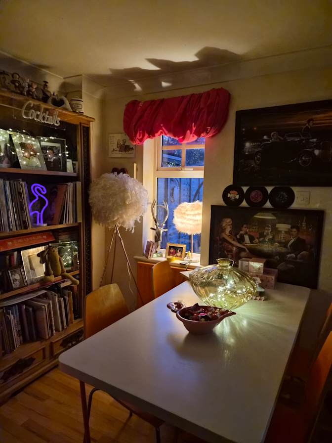 ANGELA GRIFFITH's room