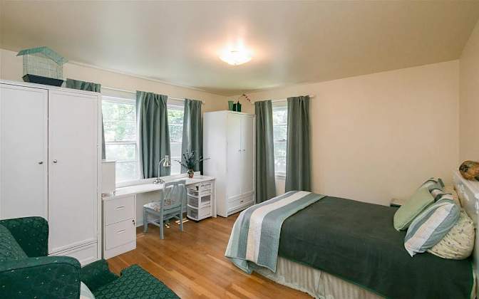 Sydney's room