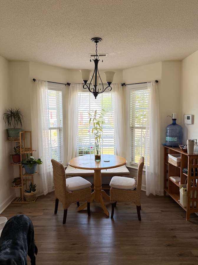 Aislin Sanchez's room