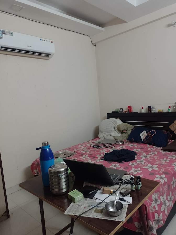 RAVINDRA YADAV's room
