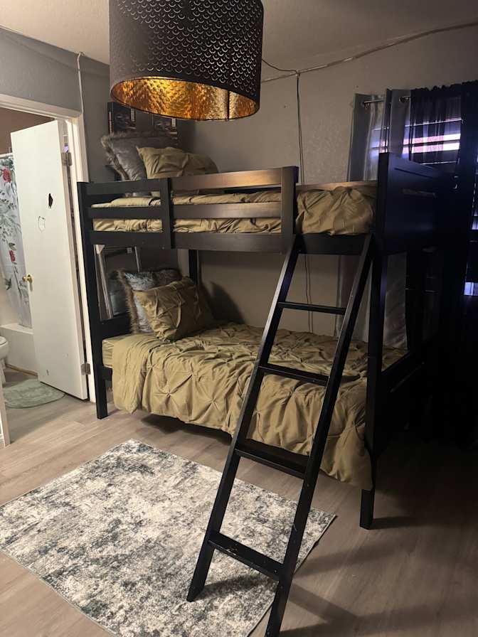 Heavenly's room