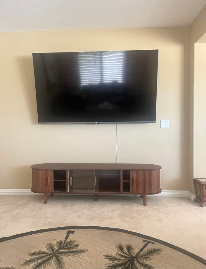 Joy’s  Rentals's room