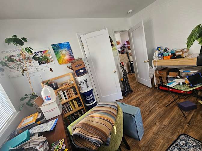 Carla L's room