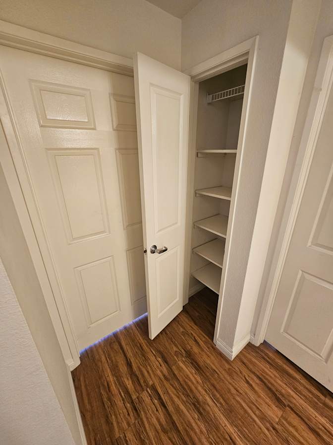 Eric Broberg's room